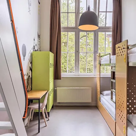 Stayokay Hostel Amsterdam Oost-3